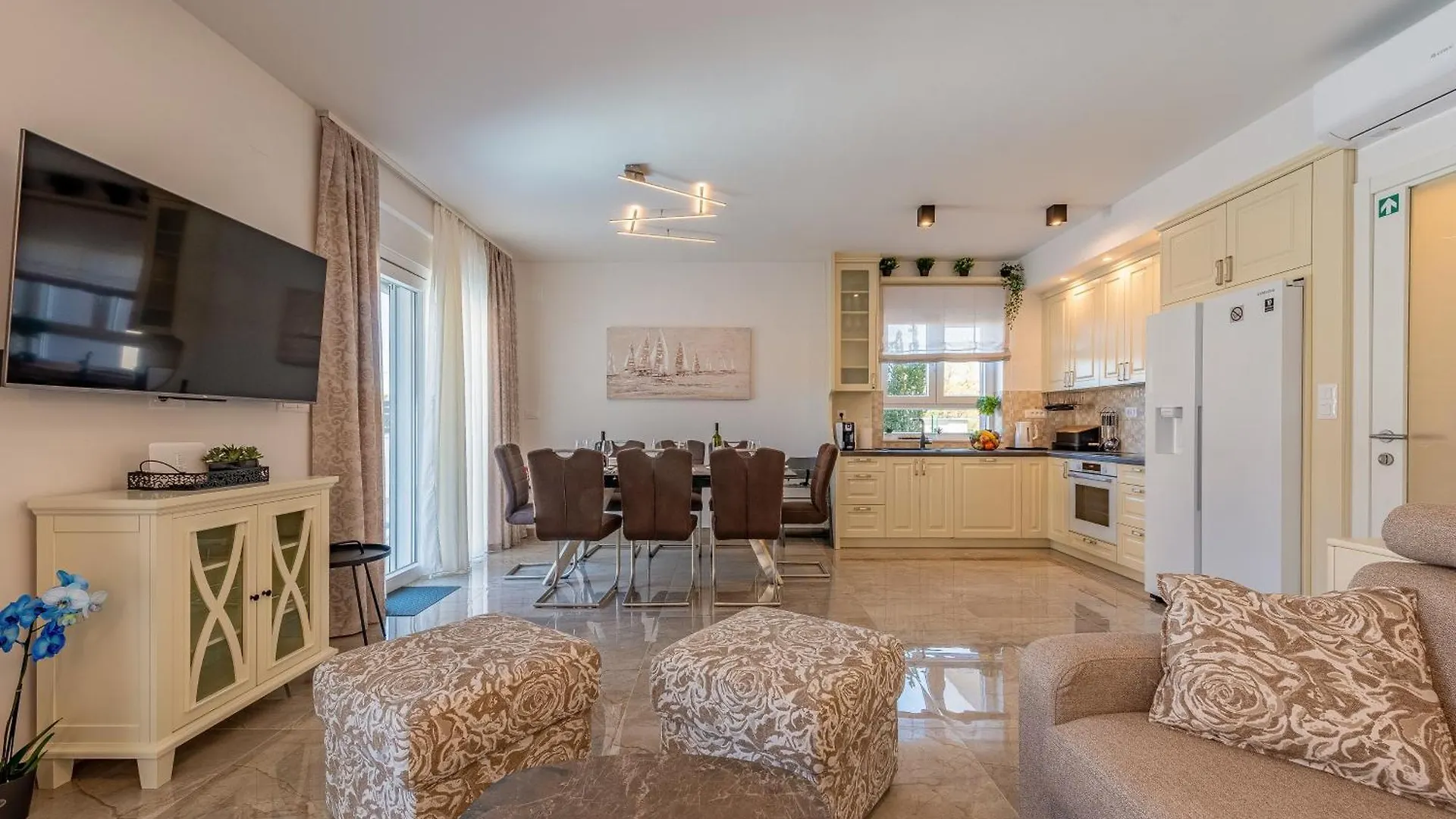 Mediterranean Villa Ursula Пакоштане 0*,
